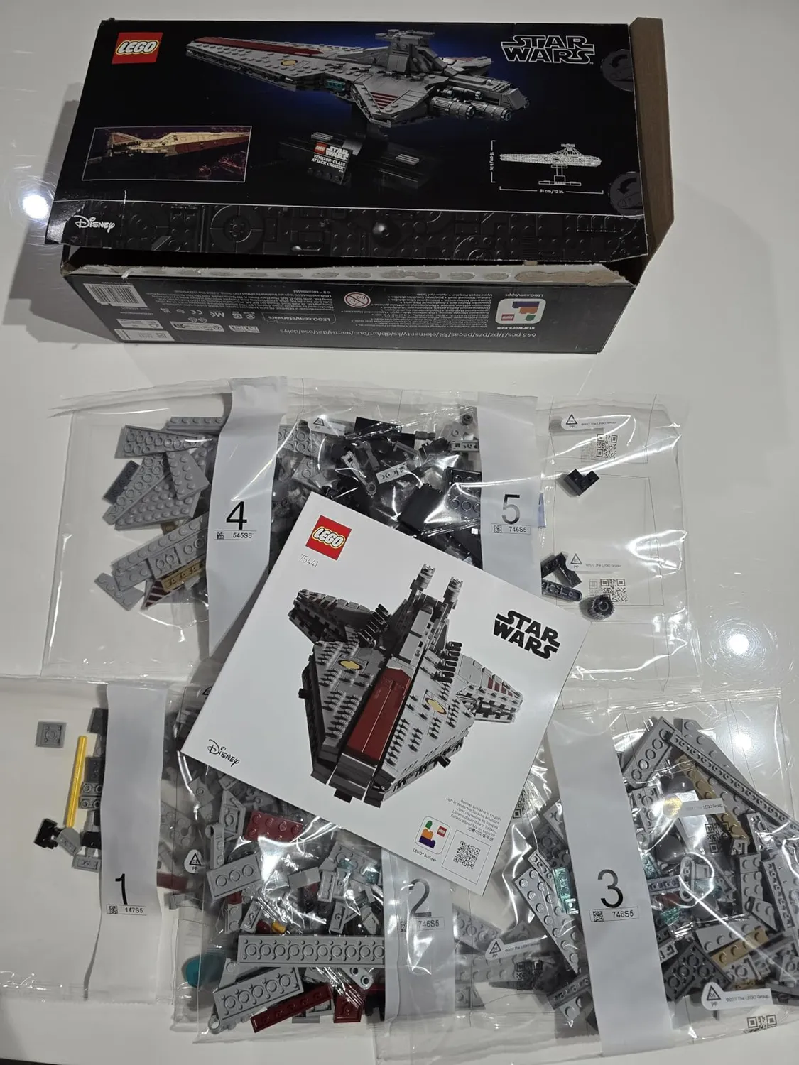 LEGO Star Wars Angriffskreuzer der Venator-Klasse 75441 Bauset