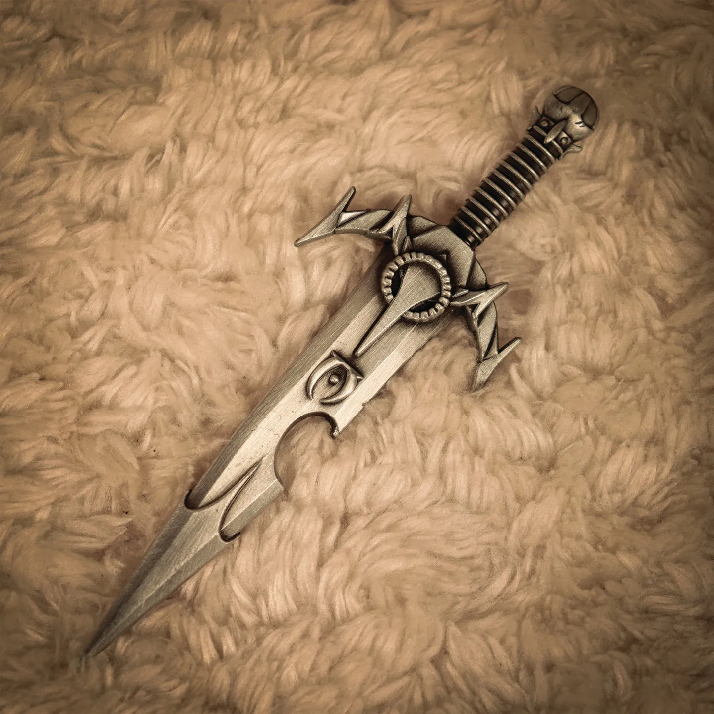 Fanattik Oblivion Mehrunes Razor Flaschenöffner magnetisch